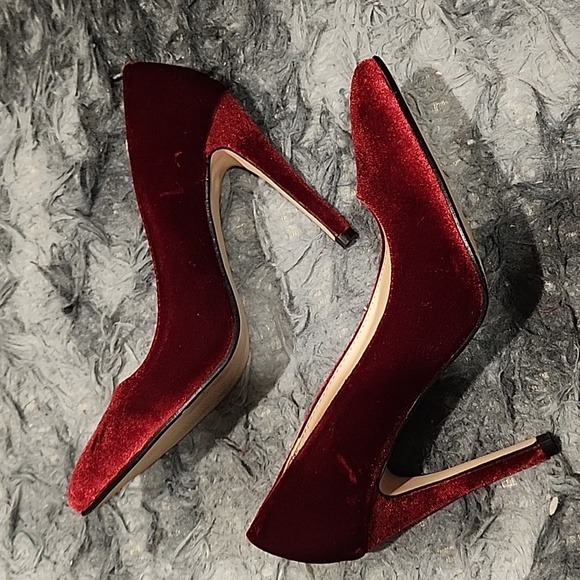 High Heel Pointed Toe Pumps Slip-on. Royal Blue and Red, 6.5 US, 37 EU. - Picture 12 of 16